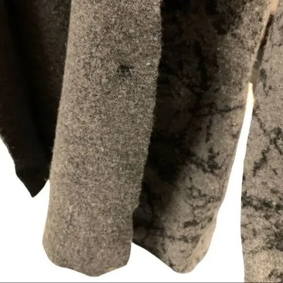 Eileen Fisher sweater jacket - Picture 5 of 6